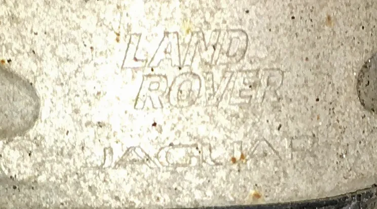 LAND ROVERとジャガーの刻印