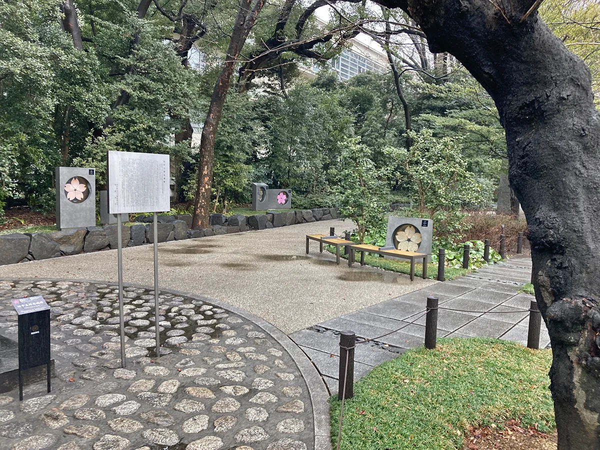 47都道府県の桜モニュメント。（靖国神社）
