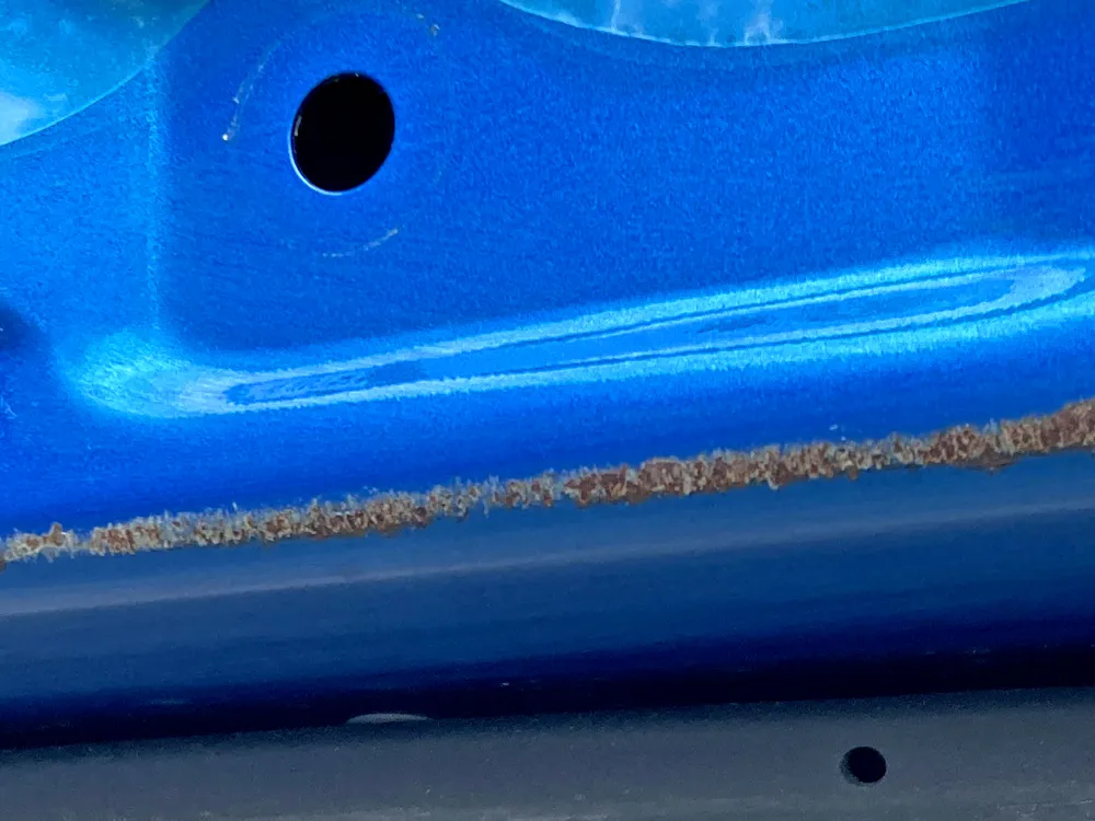 ドアパネルのサビ