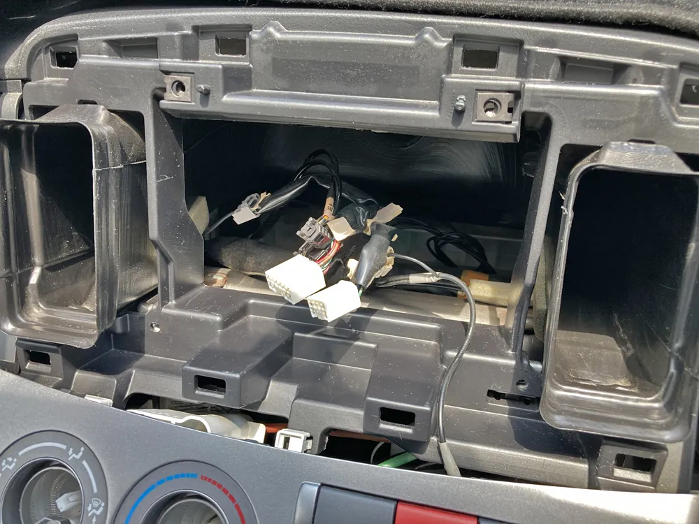 最後にコネクタを外します。