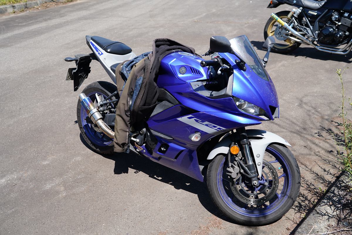 YZF-R25